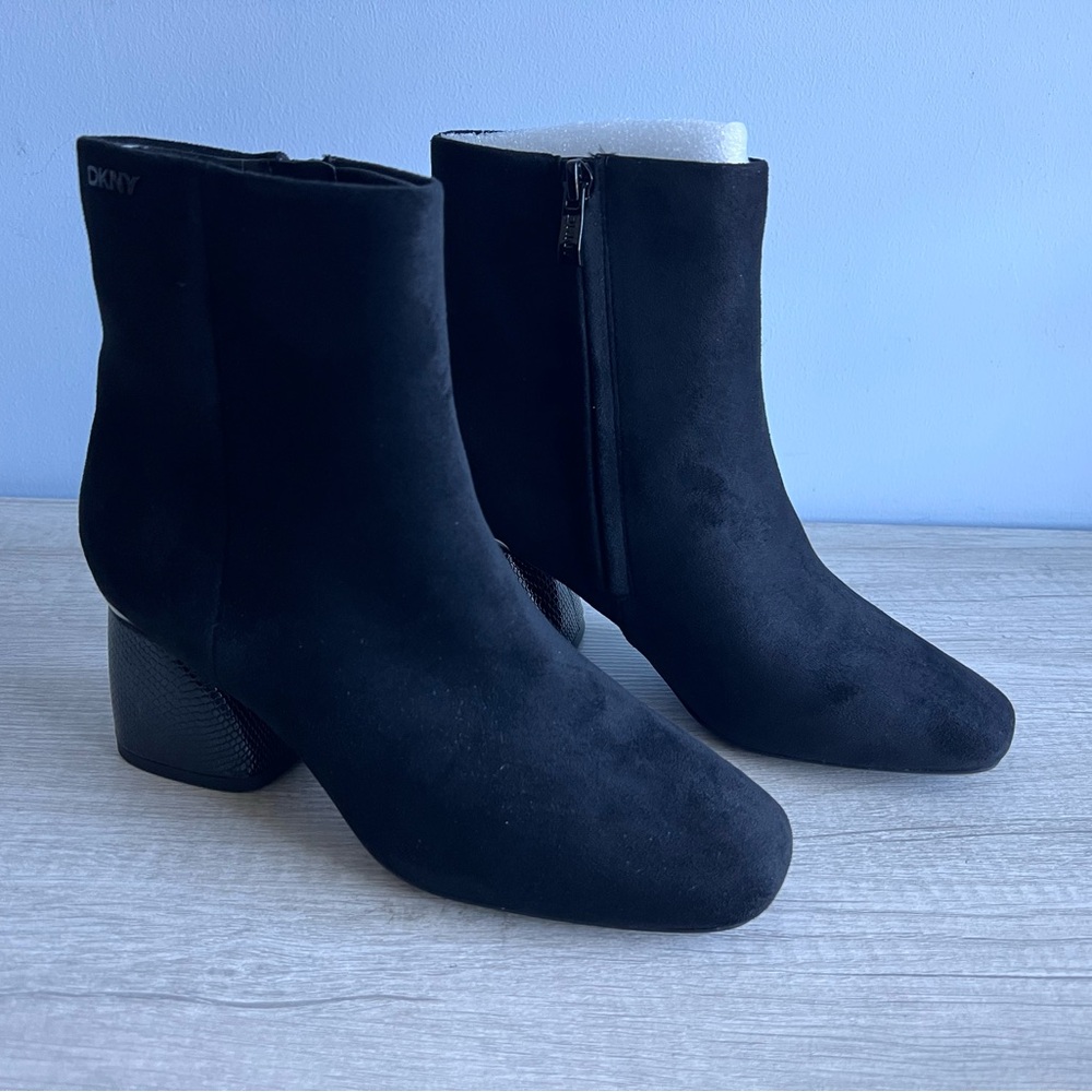 DKNY Women's Black Faux Suede Feel Caleena Block Heel Dress Boots Size 6.5